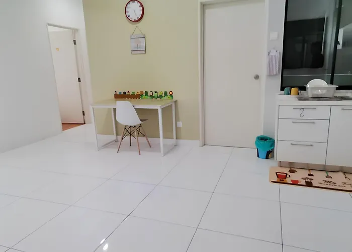 Paradigm Mall Platino Apartment 2Br 2Free By Natol
