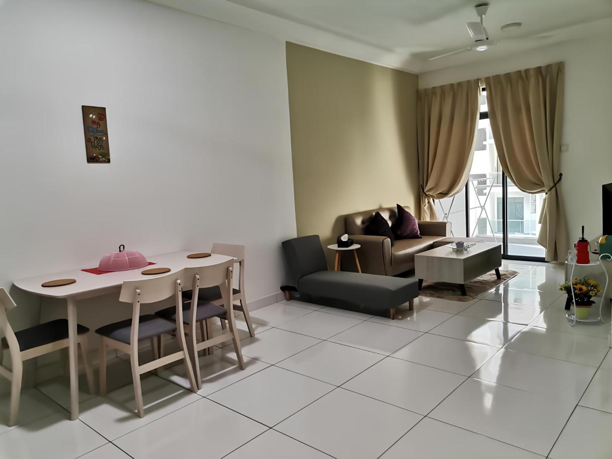 Paradigm Mall Platino 2br 2free By Natol *